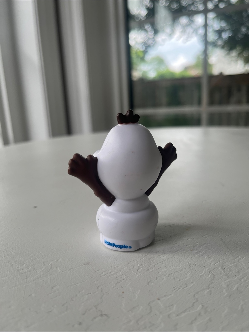 Little People Disney Olaf White Snowman - Picture 2 of 2